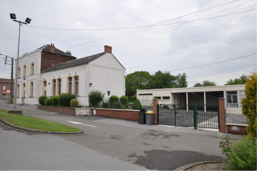 ELESMES (59). Extension de l'école. Vue extérieure avant projet. Vianney Vigliecca Architecte